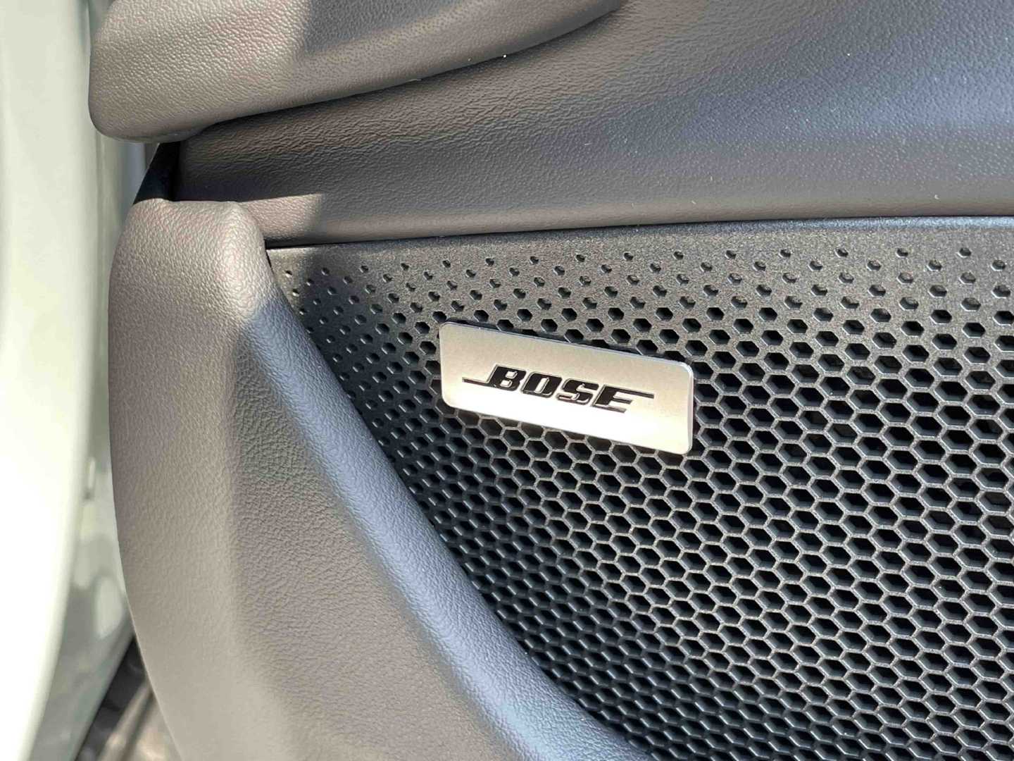 Used Porsche Taycan 2024 for sale - 76540890: Photo 24