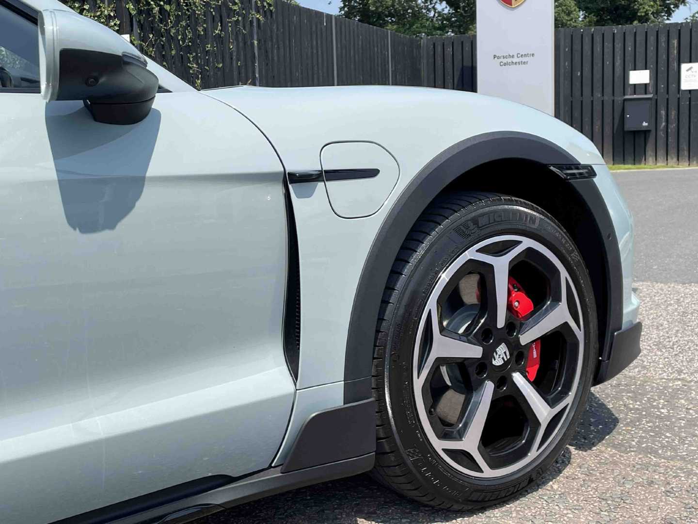 Used Porsche Taycan 2024 for sale - 76540890: Photo 33