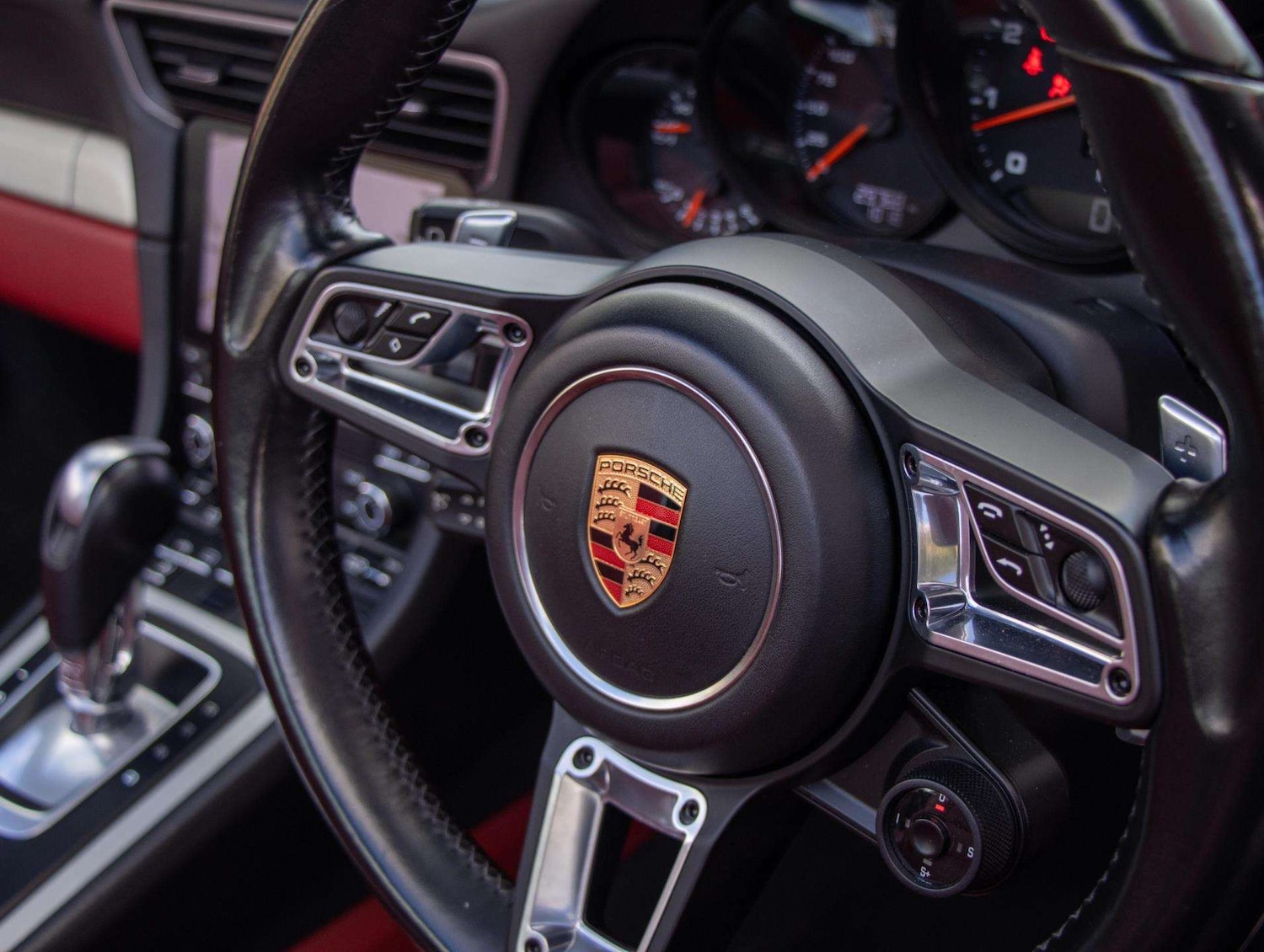 Used Porsche 911 2017 for sale - 77044154: Photo 12