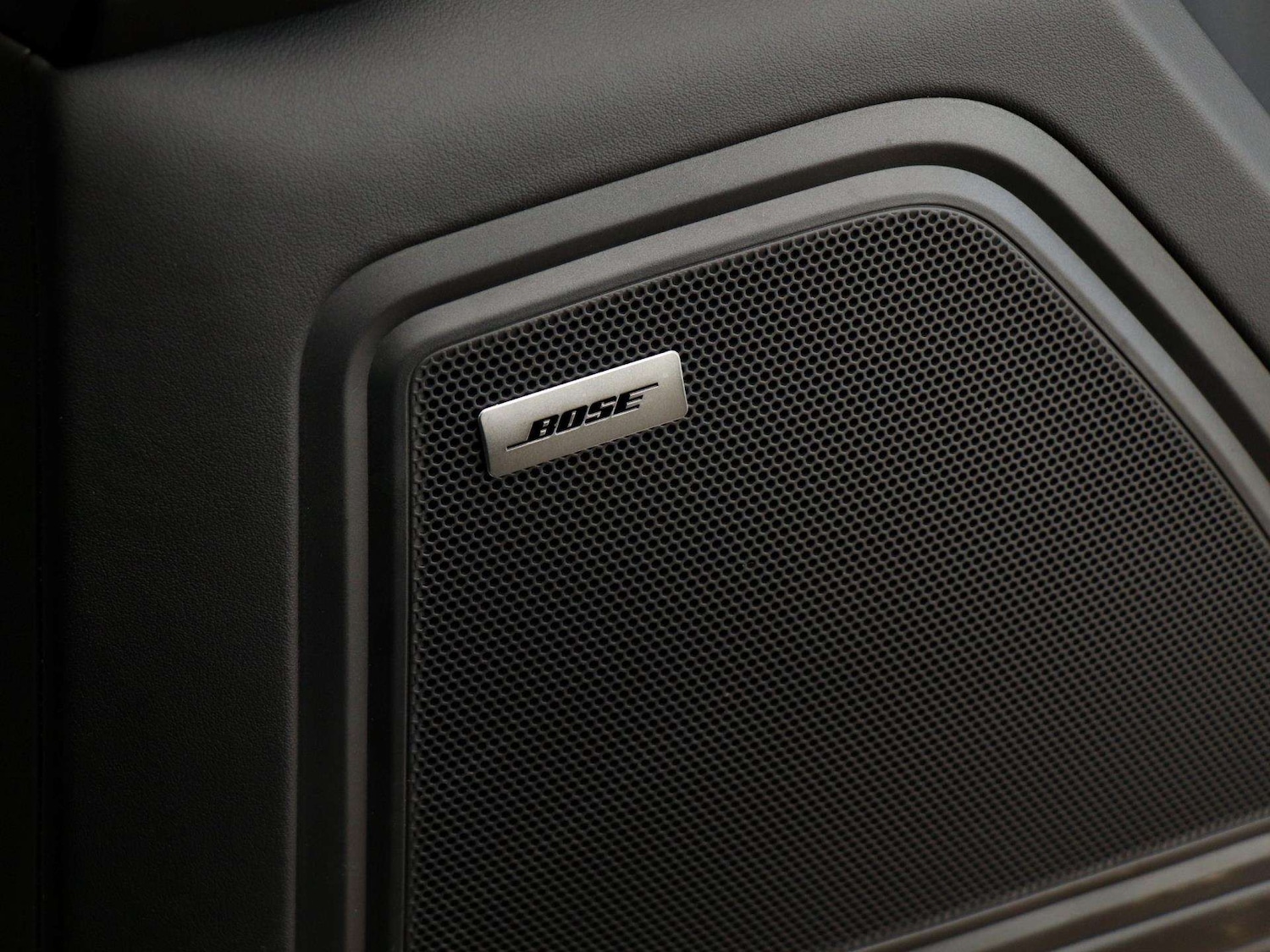 Used Porsche Macan 2025 for sale - 76875815: Photo 26