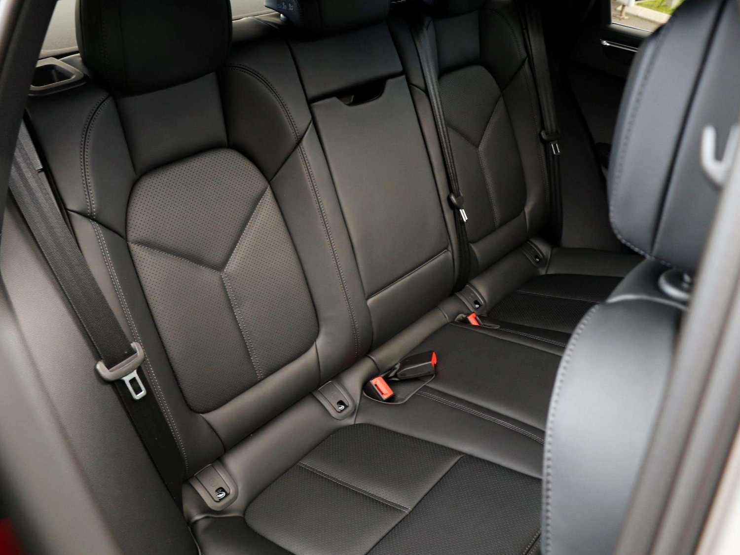 Used Porsche Macan 2025 for sale - 76875815: Photo 29