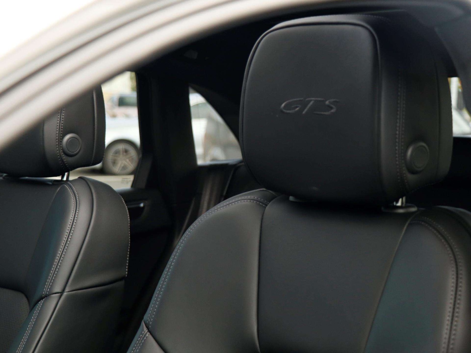 Used Porsche Macan 2025 for sale - 76875815: Photo 30