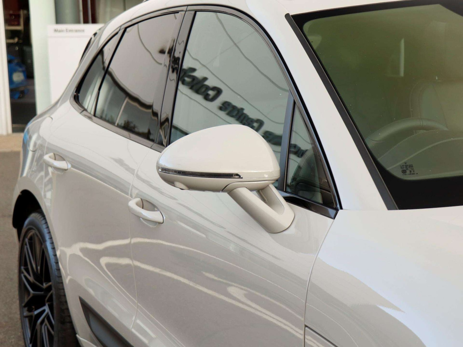 Used Porsche Macan 2025 for sale - 76875815: Photo 33