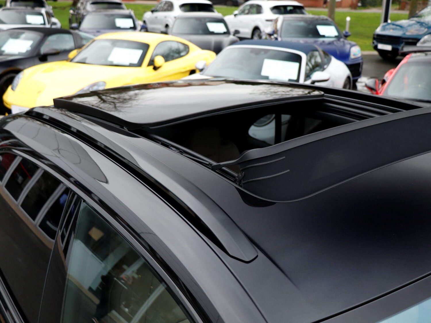 Used Porsche Macan 2026 for sale - 78209258: Photo 35