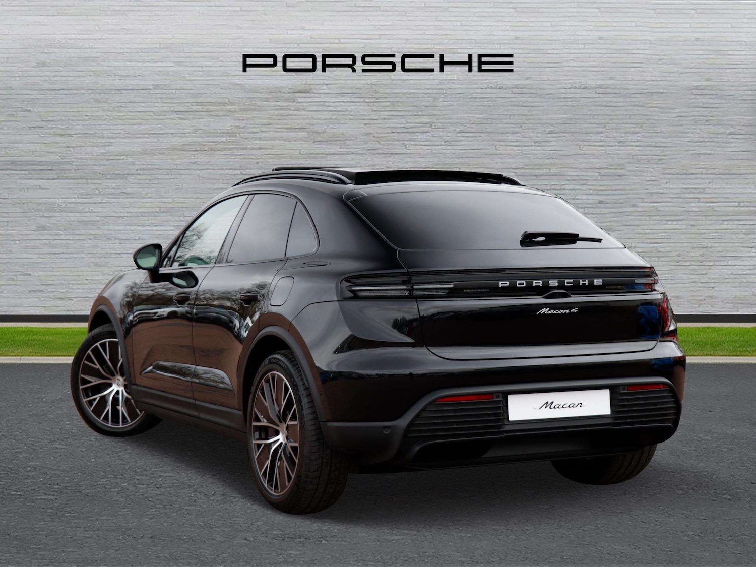 Used Porsche Macan 2026 for sale - 78209258: Photo 5