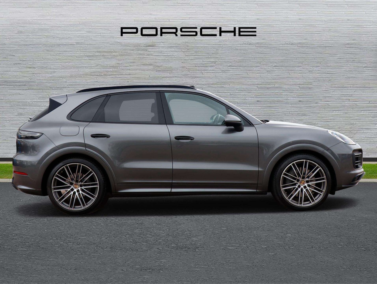 Used Porsche Cayenne 2019 for sale - 77389866: Photo 2