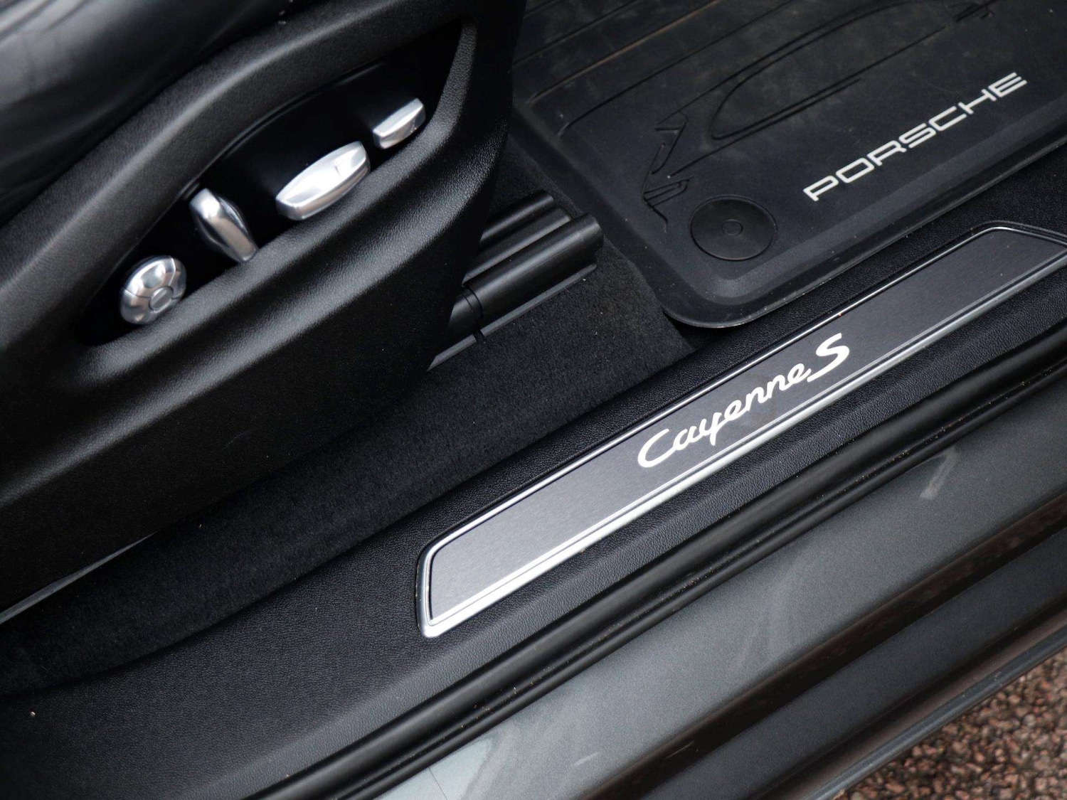 Used Porsche Cayenne 2019 for sale - 77389866: Photo 30