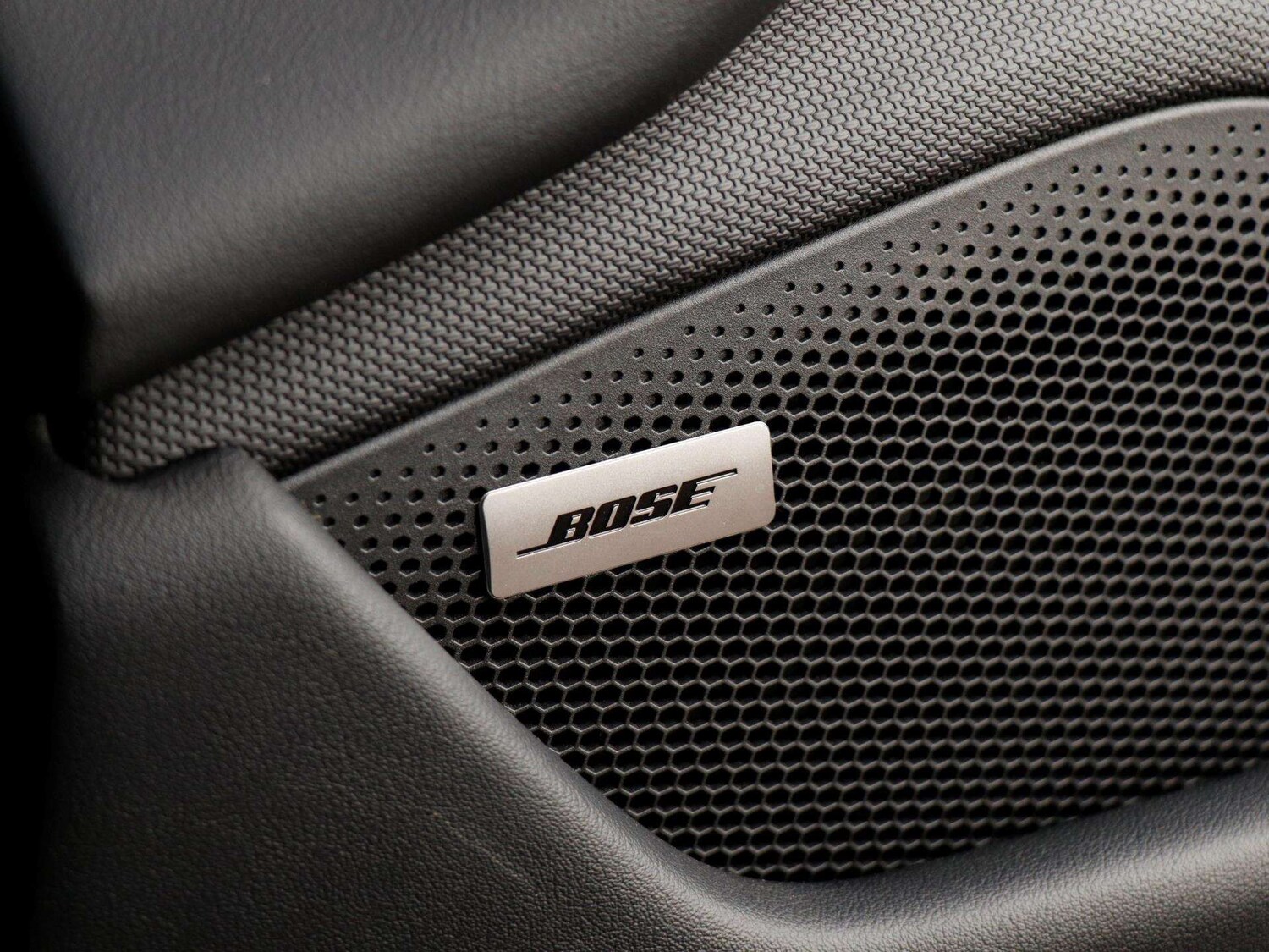 Used Porsche Taycan for sale - 77674851: Photo 20