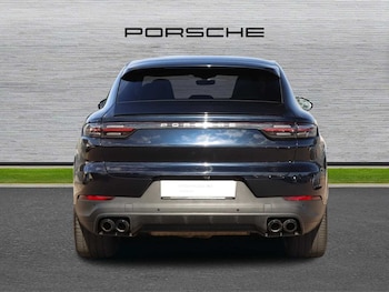 Used Porsche Cayenne 2022 for sale - 75742315: Photo