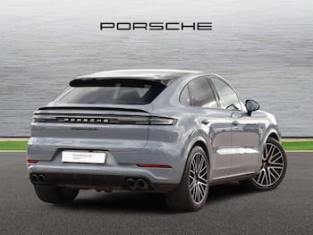 Used Porsche Cayenne 2024 for sale - 79604253: Photo