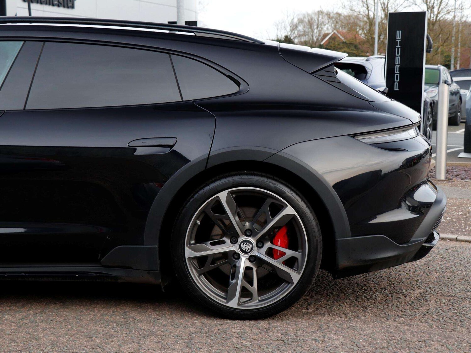 Used Porsche Taycan 2021 for sale - 77601350: Photo 29