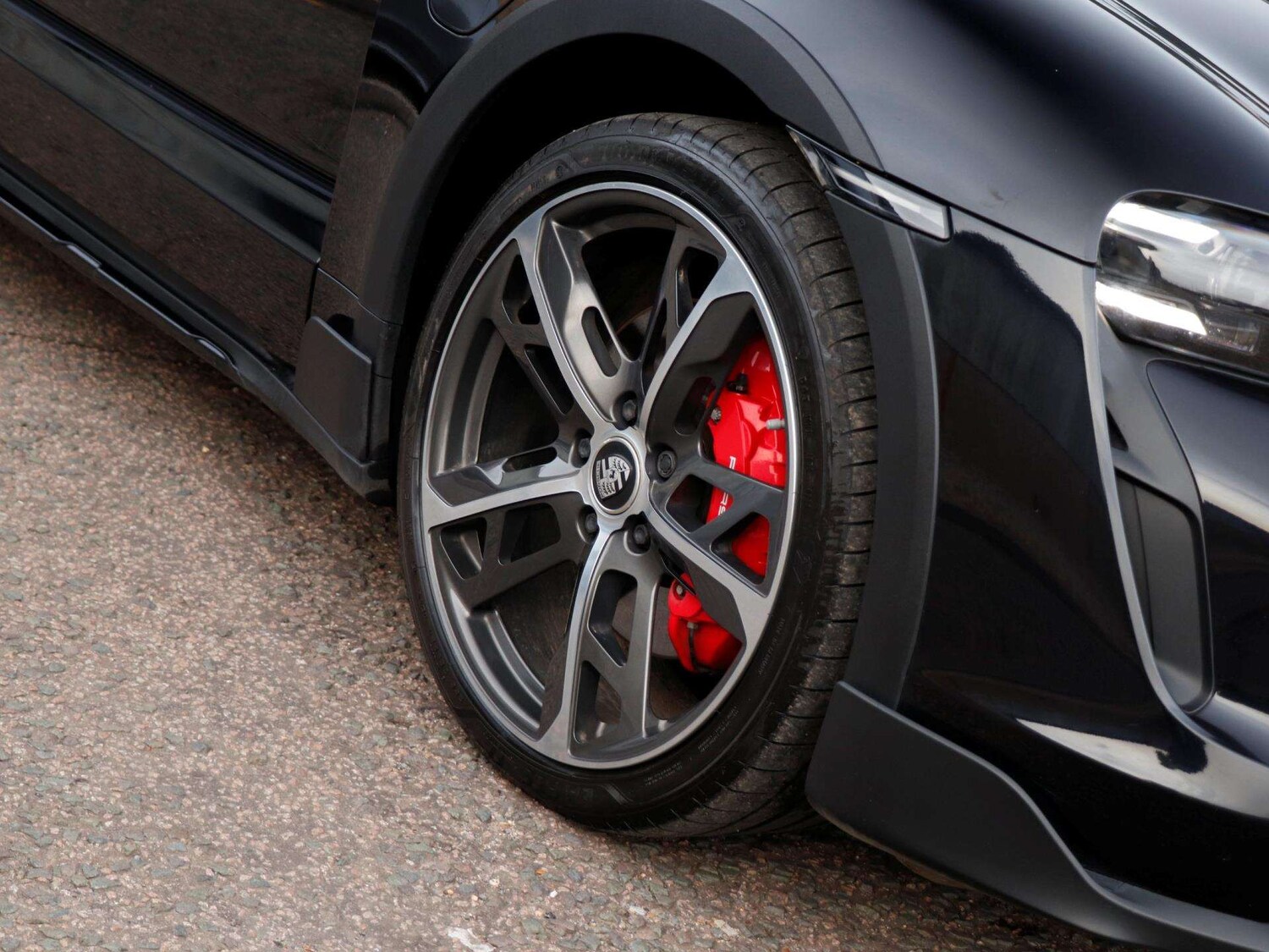 Used Porsche Taycan 2021 for sale - 77601350: Photo 32