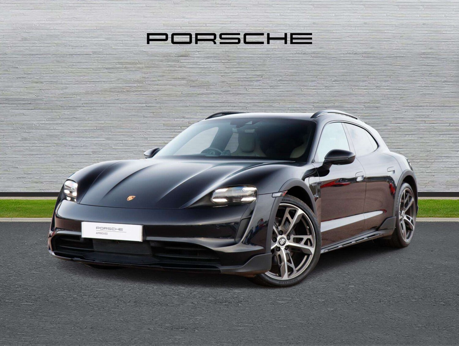 Used Porsche Taycan 2021 for sale - 77601350: Photo 7