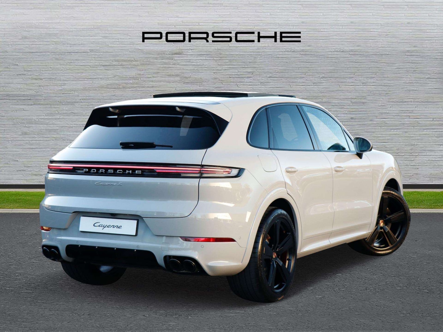 Used Porsche Cayenne 2026 for sale - 78209119: Photo 3