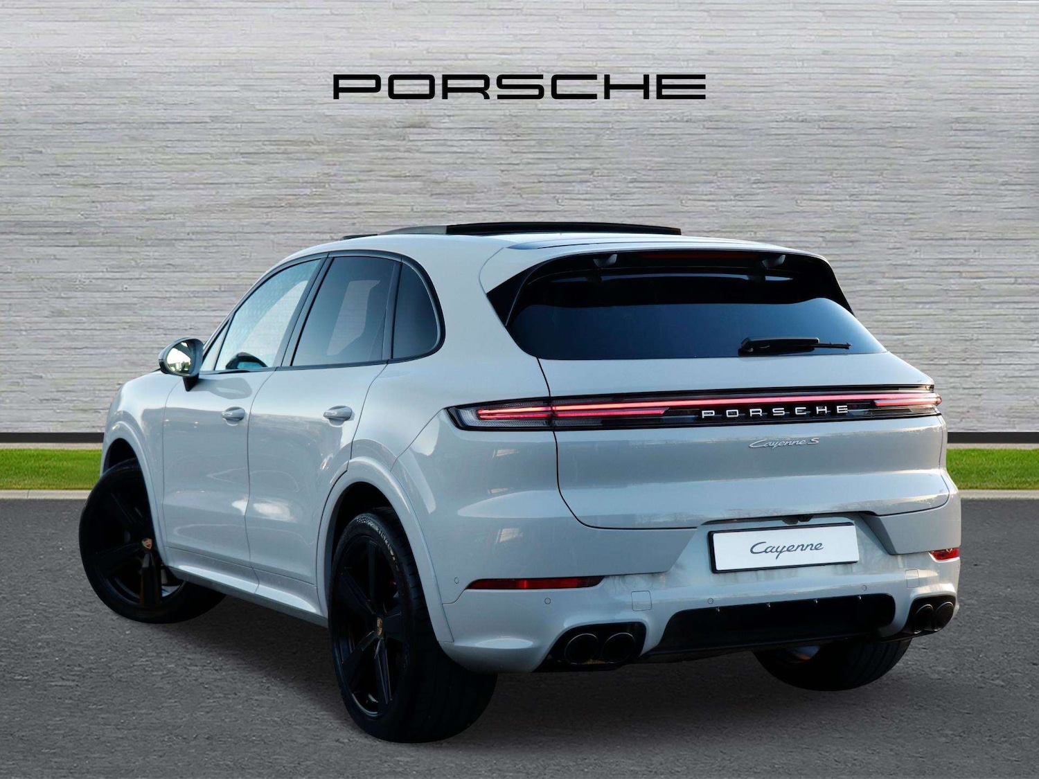 Used Porsche Cayenne 2026 for sale - 78209119: Photo 5