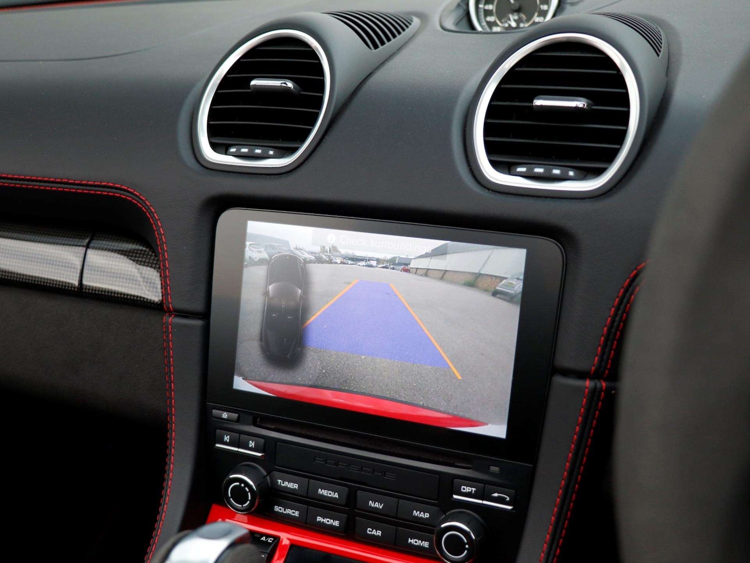 Used Porsche Boxster 2023 for sale - 76540710: Photo 16