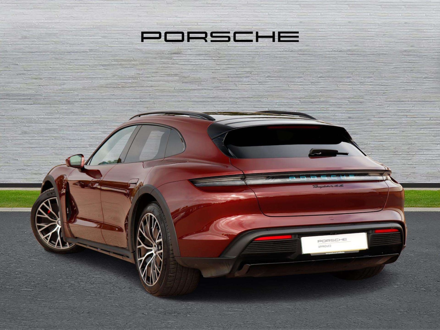 Used Porsche Taycan 2021 for sale - 76310775: Photo 5