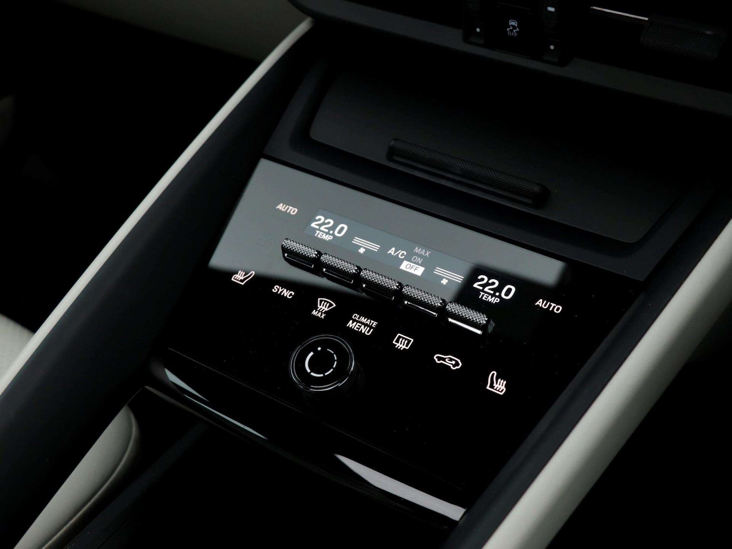 Used Porsche Macan 2024 for sale - 77960963: Photo 16