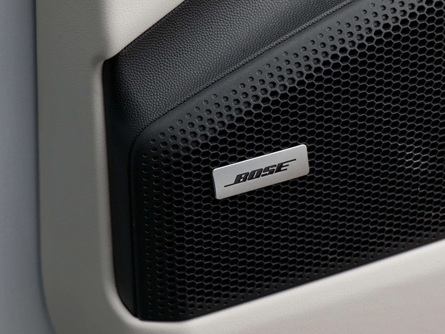 Used Porsche Macan 2024 for sale - 77960963: Photo 22