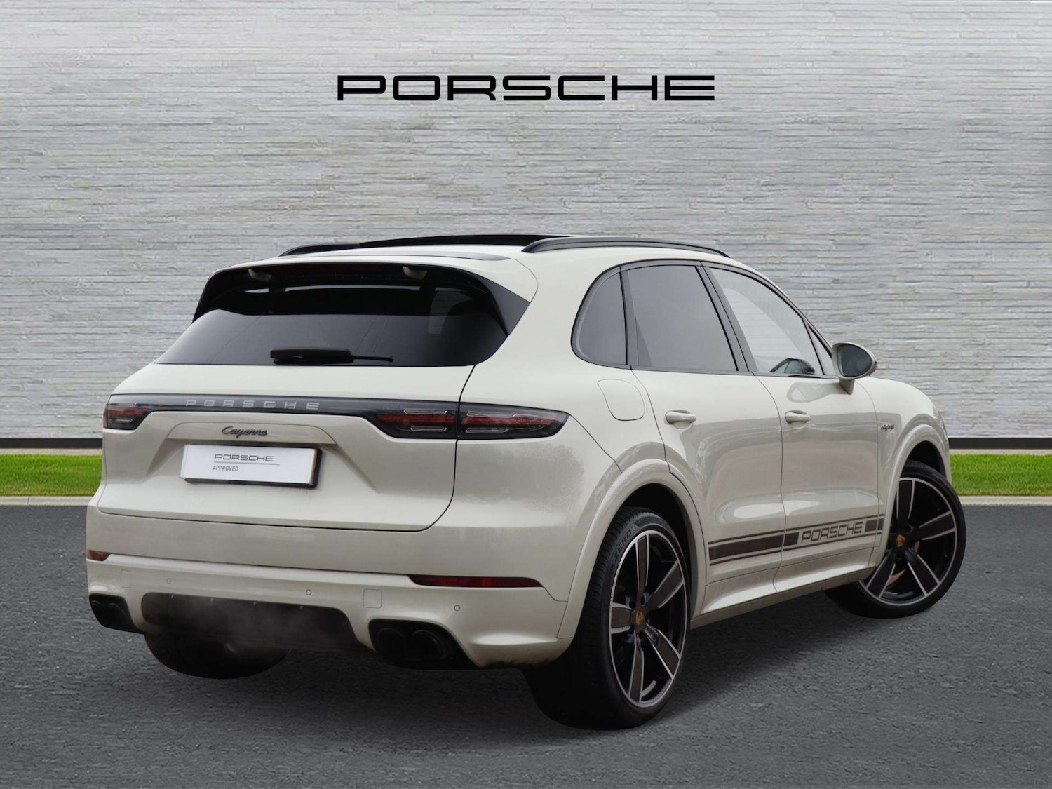 Used Porsche Cayenne 2022 for sale - 77348024: Photo 3