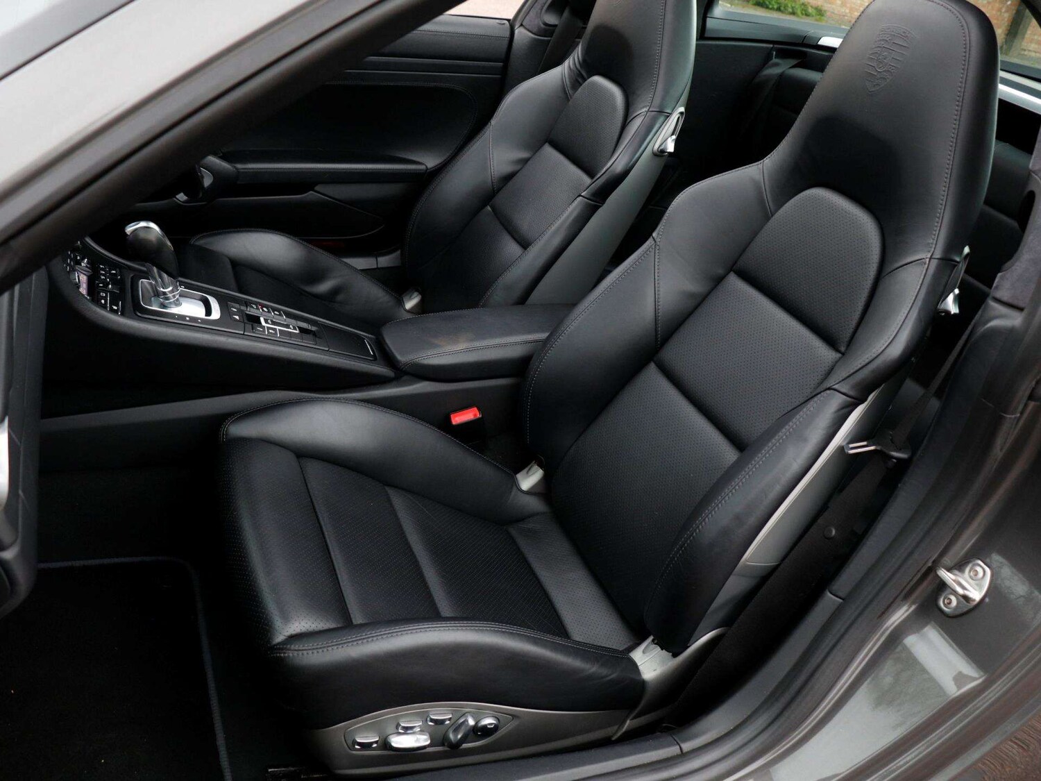 Used Porsche 911 for sale - 77860721: Photo 26