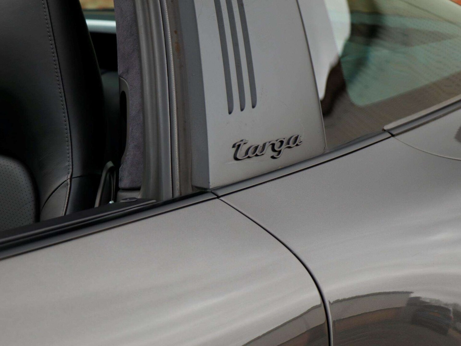 Used Porsche 911 for sale - 77860721: Photo 32