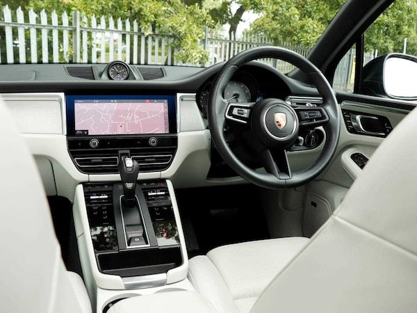 Used Porsche Macan 2022 for sale - 75535201: Photo 11