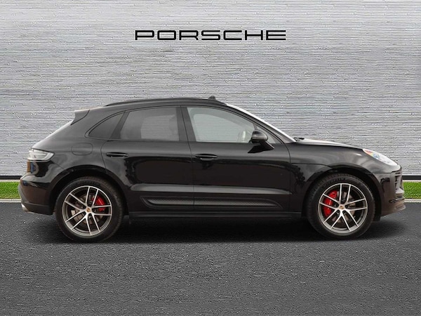Used Porsche Macan 2022 for sale - 75535201: Photo 2