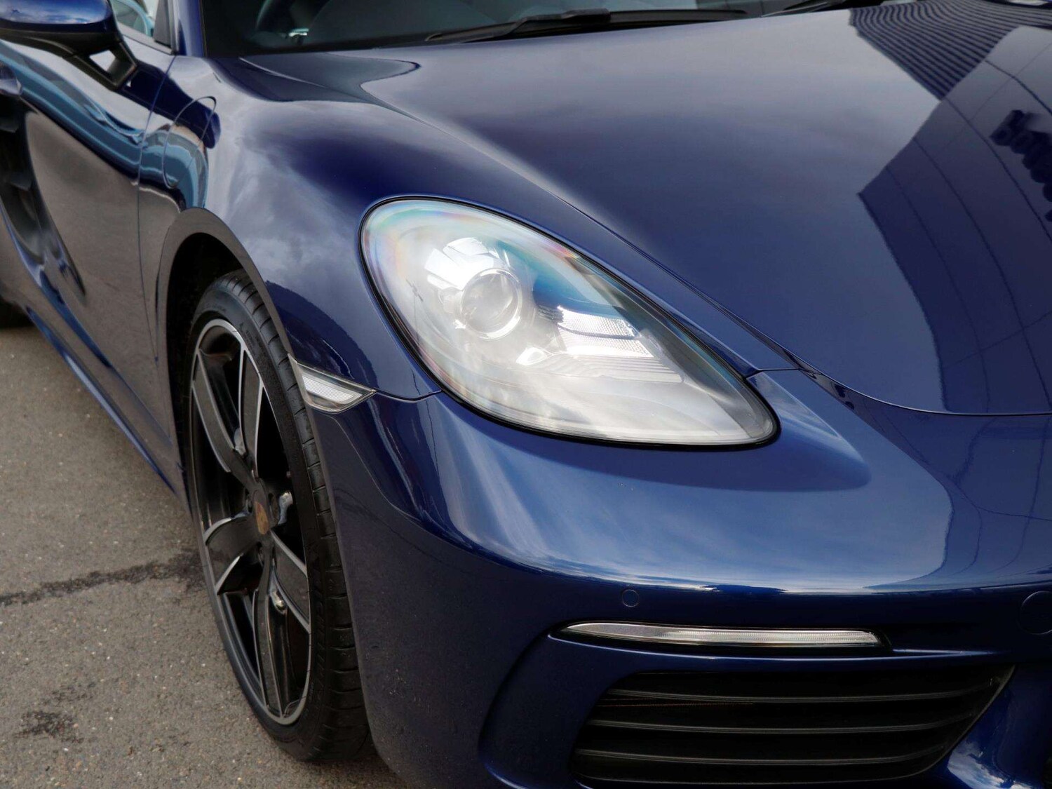 Used Porsche Cayman 2020 for sale - 77615292: Photo 24