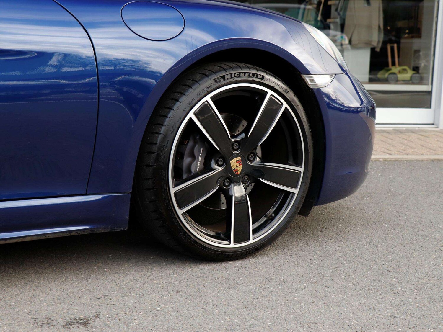 Used Porsche Cayman 2020 for sale - 77615292: Photo 28