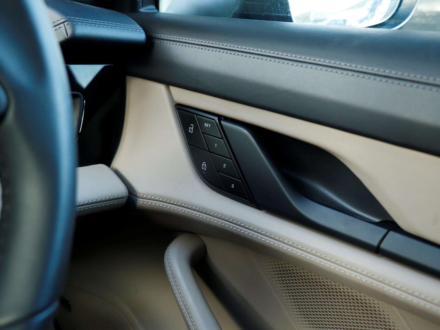 Used Porsche Taycan 2022 for sale - 78024235: Photo 21