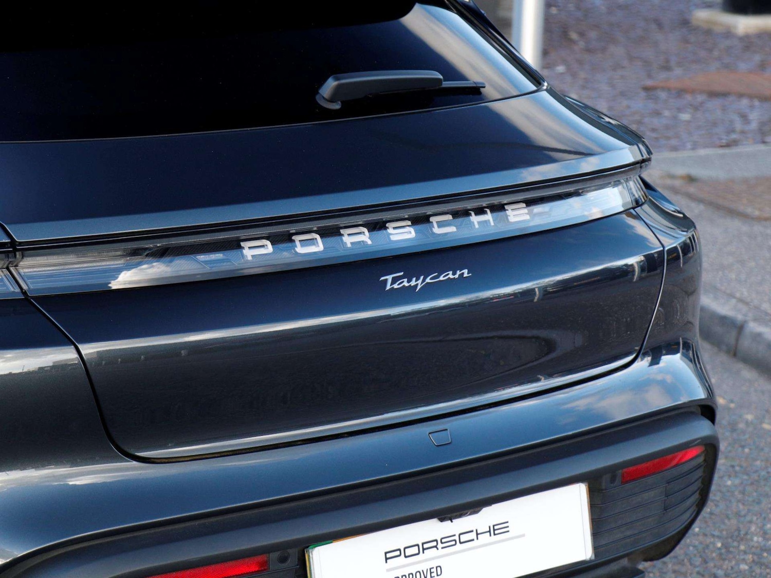 Used Porsche Taycan 2022 for sale - 78024235: Photo 28