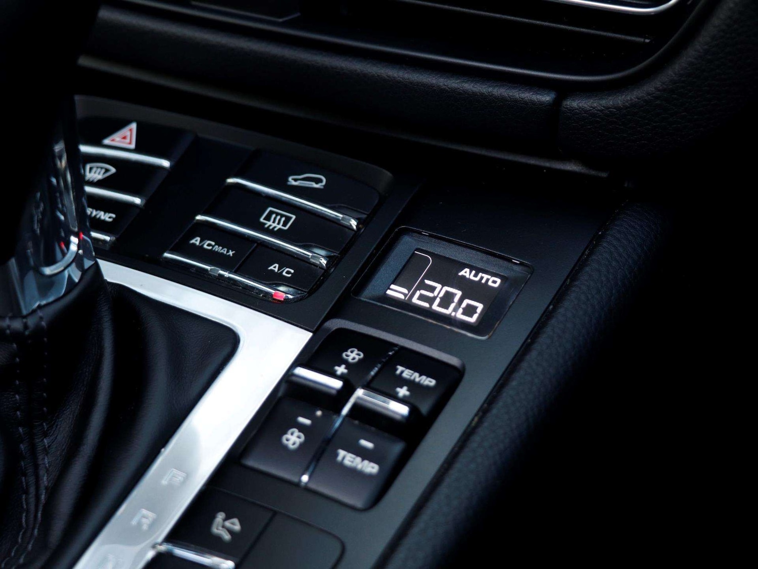 Used Porsche Macan 2020 for sale - 76902437: Photo 15