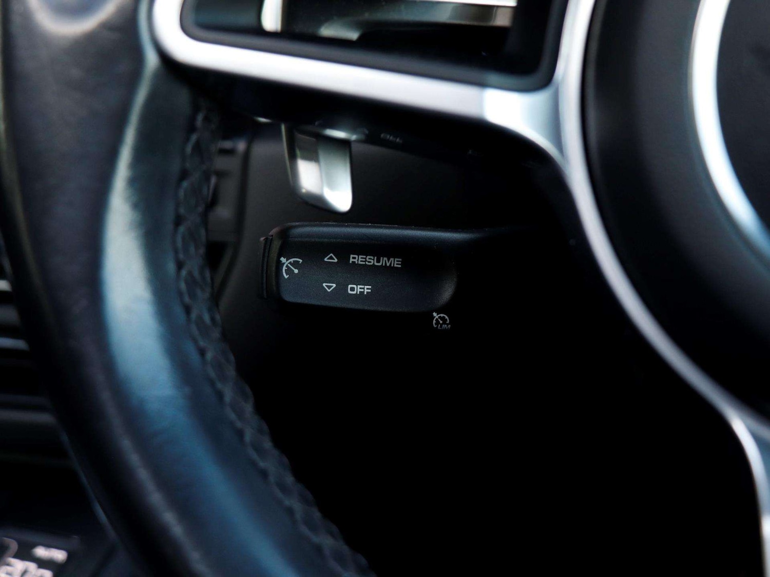 Used Porsche Macan 2020 for sale - 76902437: Photo 18