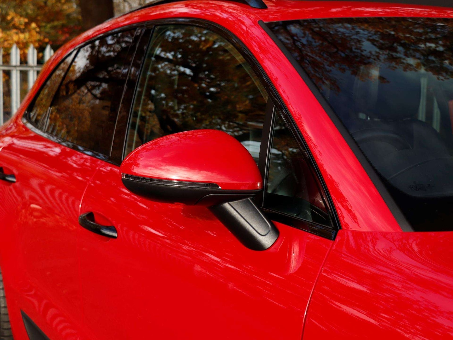 Used Porsche Macan 2020 for sale - 76902437: Photo 32