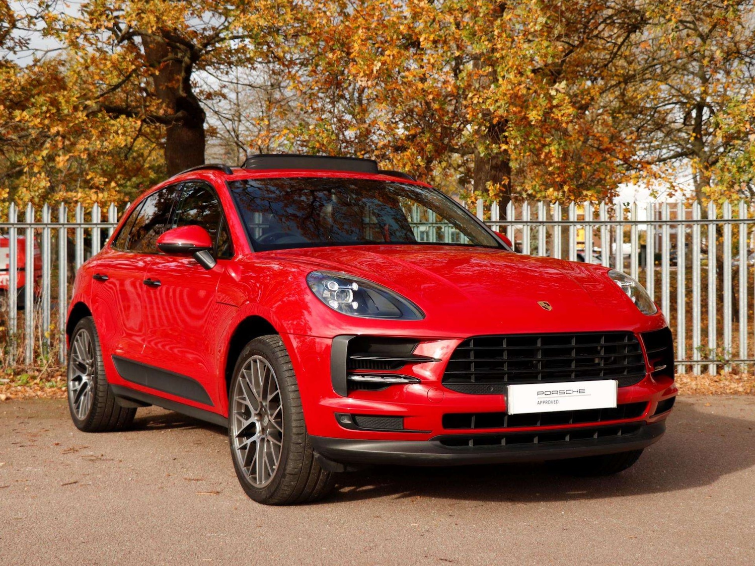 Used Porsche Macan 2020 for sale - 76902437: Photo 34