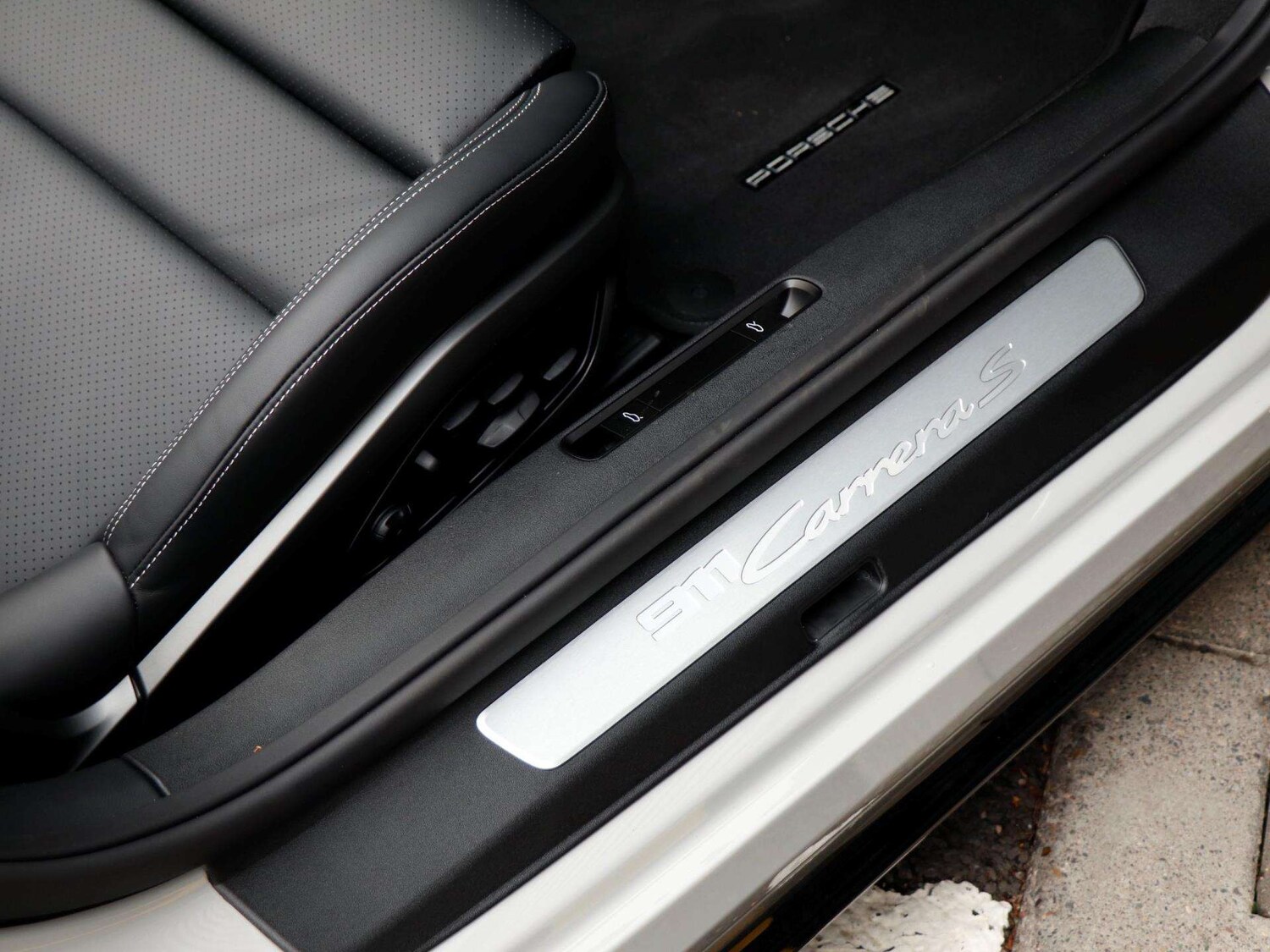 Used Porsche 911 2025 for sale - 76242375: Photo 24