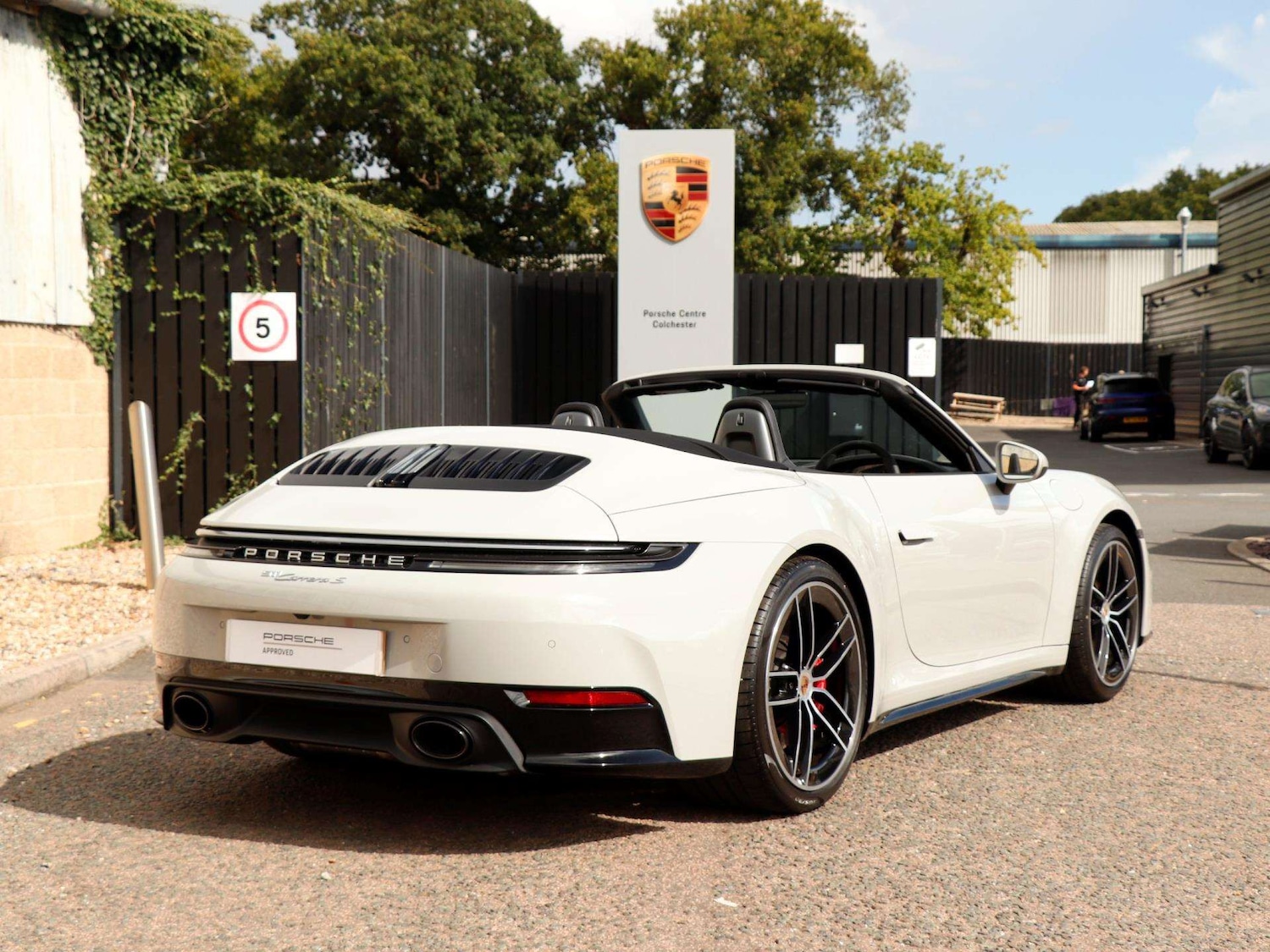 Used Porsche 911 2025 for sale - 76242375: Photo 35