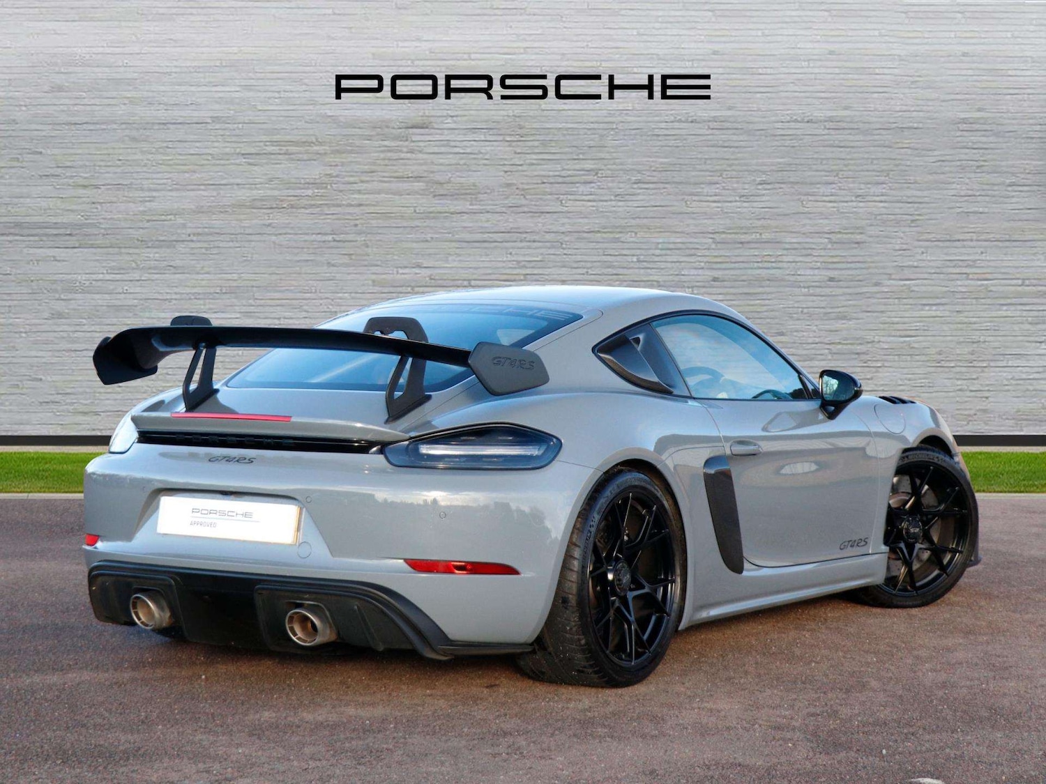 Used Porsche Cayman 2023 for sale - 76141601: Photo 3