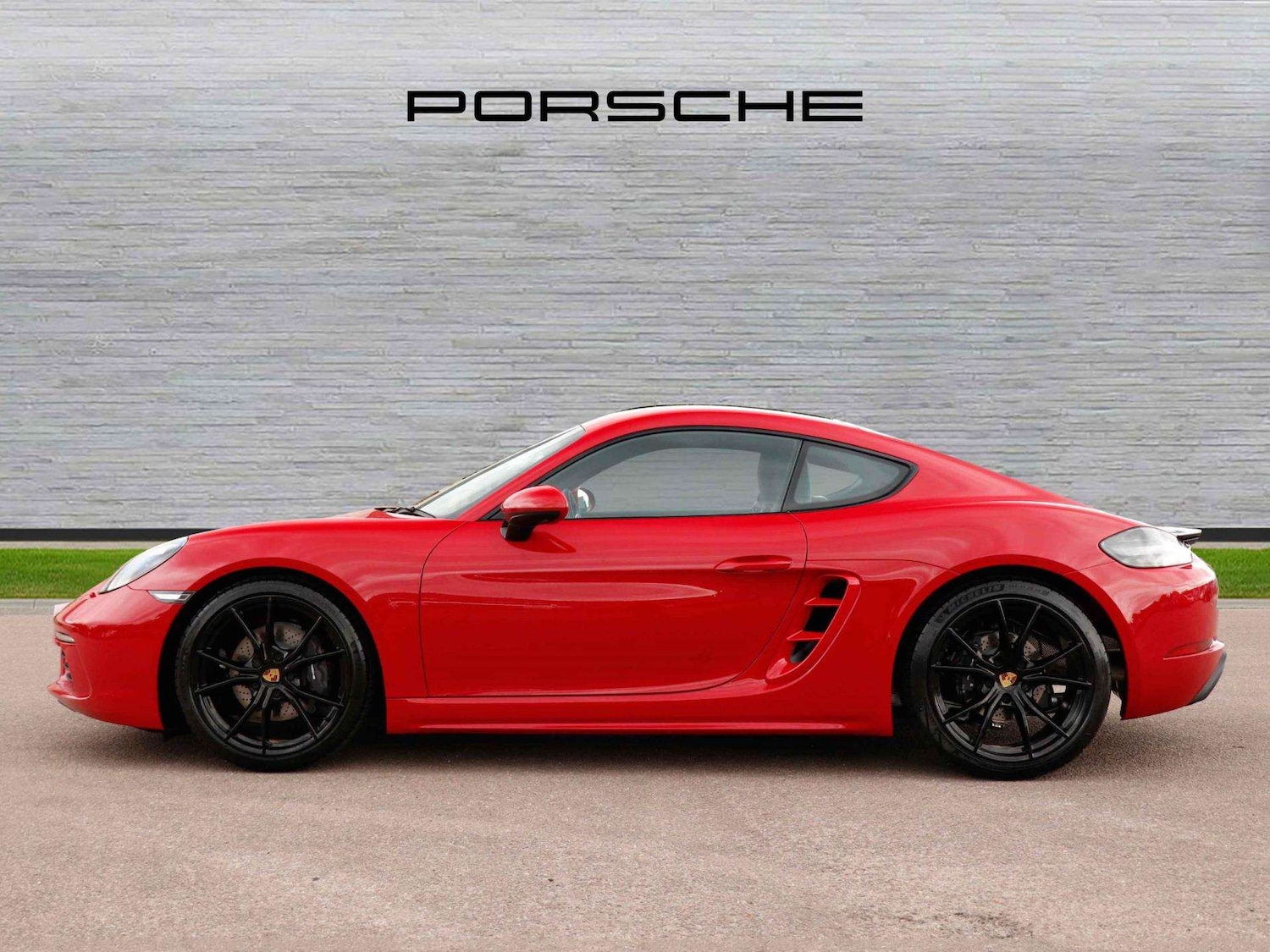 Used Porsche Cayman 2025 for sale - 76125761: Photo 6