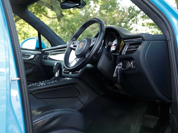 Used Porsche Macan 2021 for sale - 75555325: Photo 11