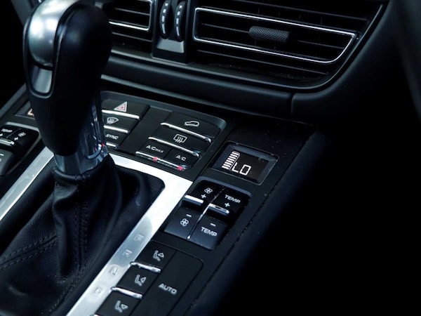 Used Porsche Macan 2021 for sale - 75555325: Photo 17