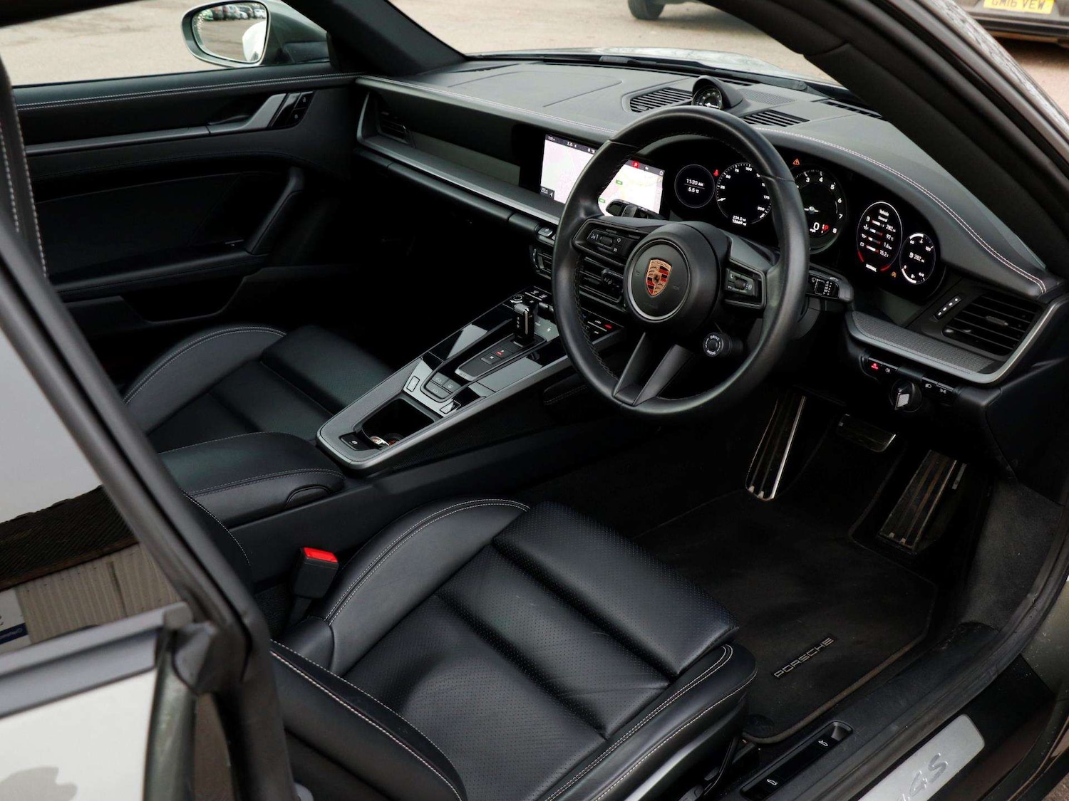 Used Porsche 911 2020 for sale - 77000149: Photo 11