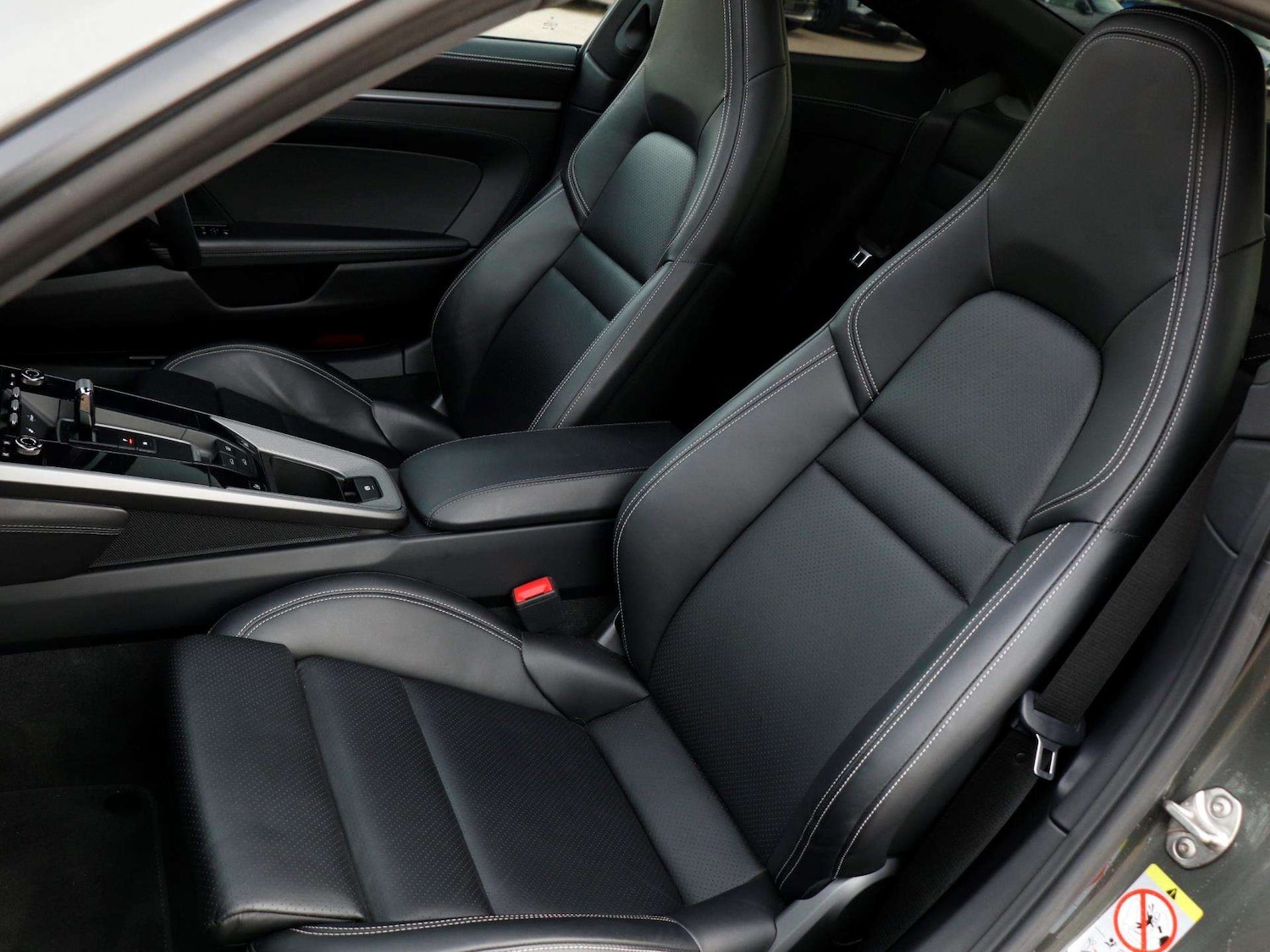 Used Porsche 911 2020 for sale - 77000149: Photo 28