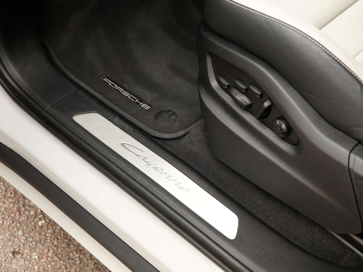 Used Porsche Cayenne 2023 for sale - 76156314: Photo 28