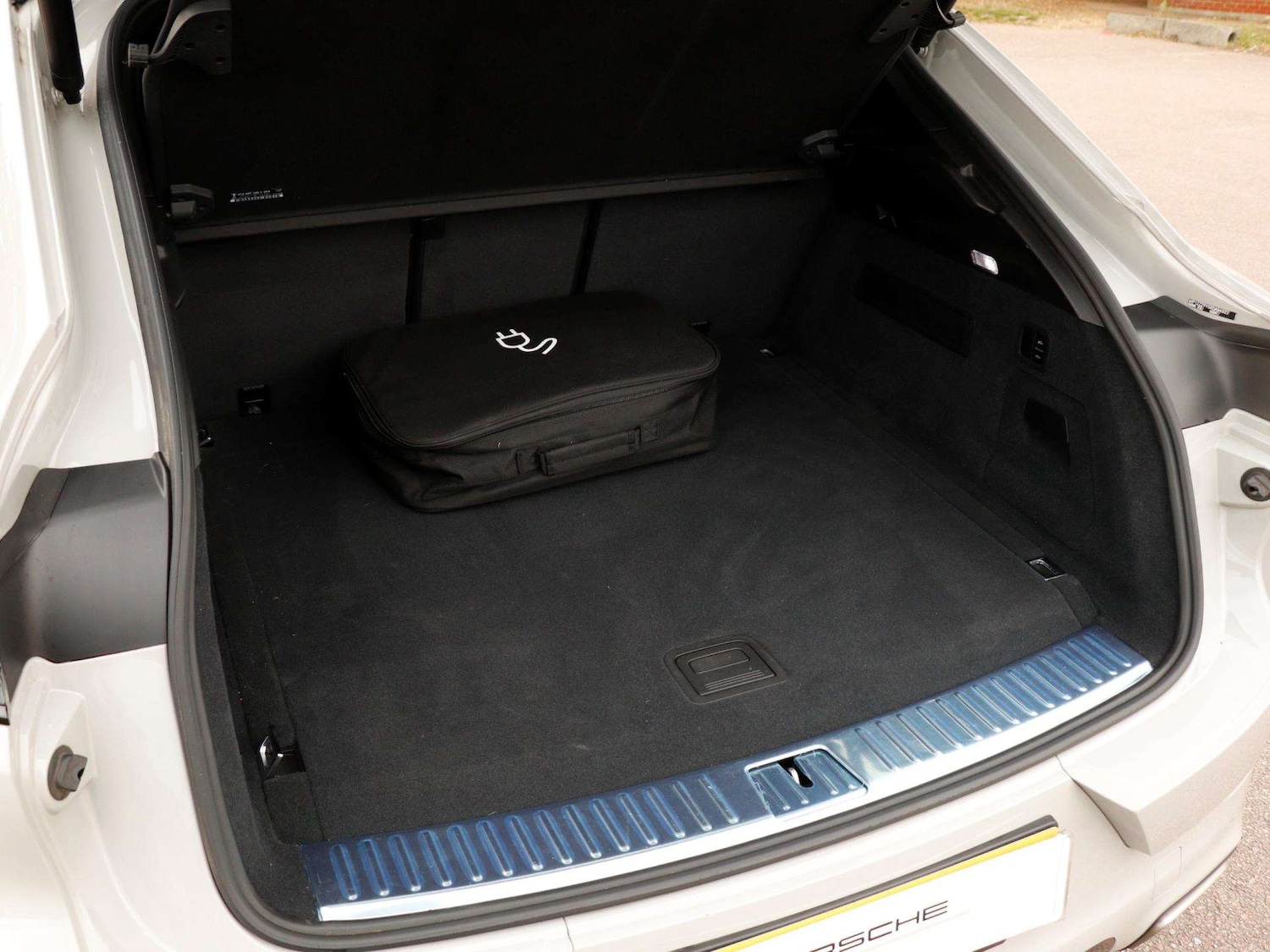 Used Porsche Cayenne 2023 for sale - 76156314: Photo 29
