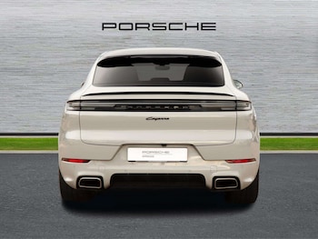 Used Porsche Cayenne 2023 for sale - 76156314: Photo 4