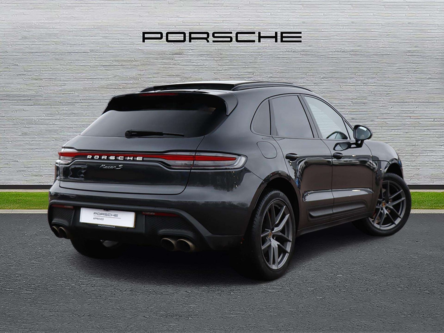 Used Porsche Macan 2023 for sale - 77674766: Photo 3