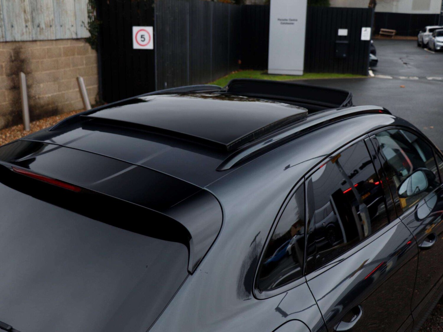 Used Porsche Macan 2023 for sale - 77674766: Photo 32