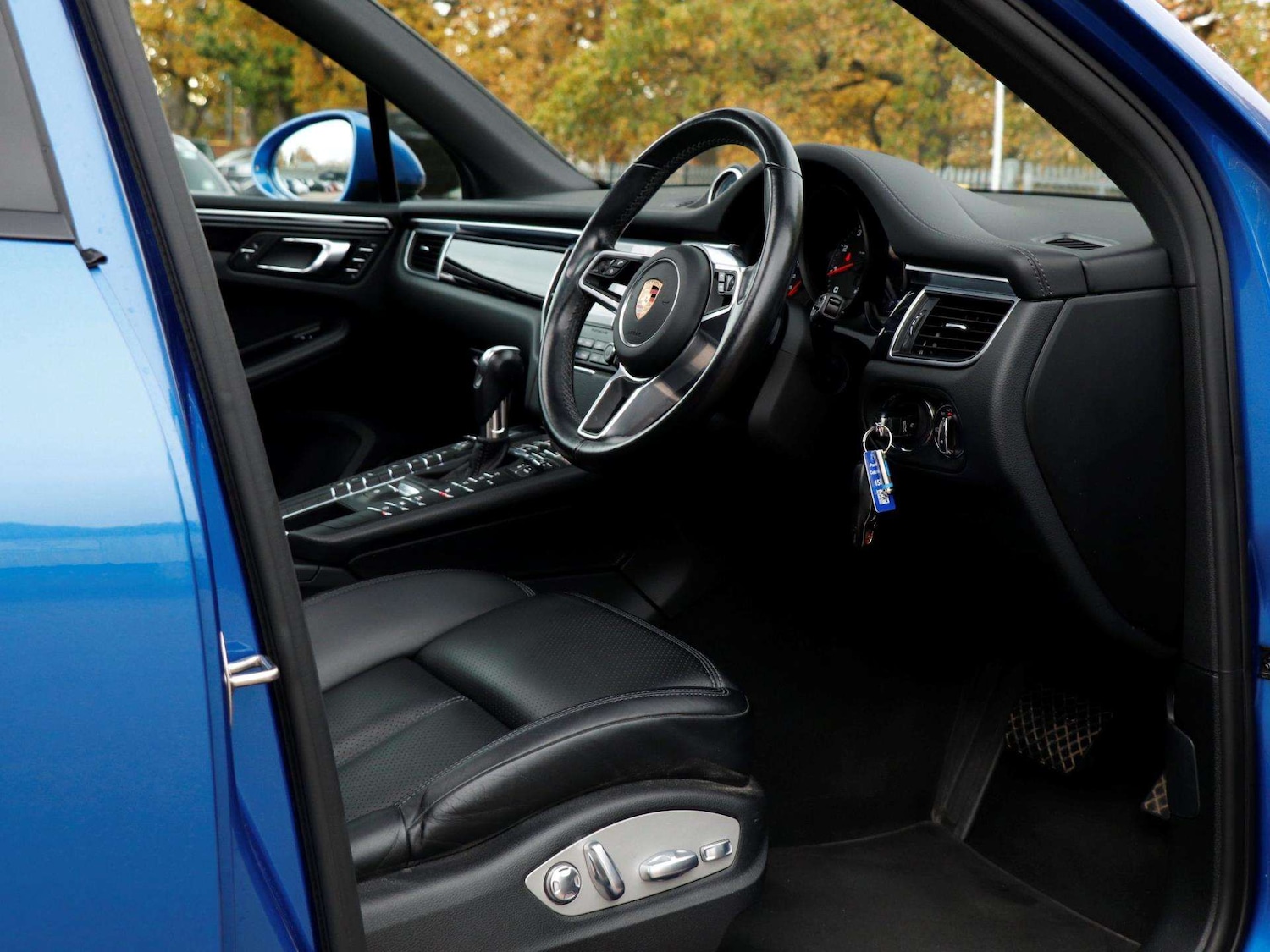 Used Porsche Macan 2018 for sale - 76488097: Photo 11